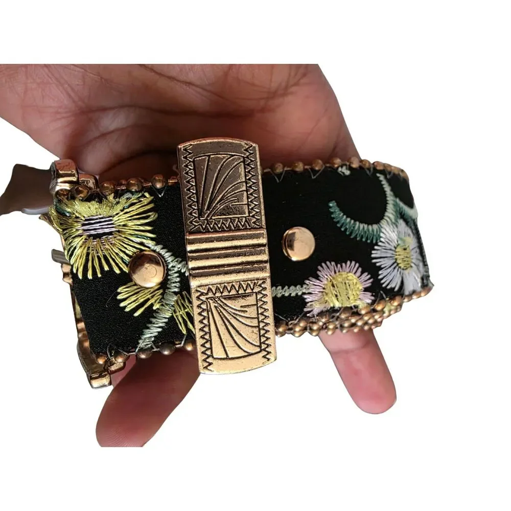 Embroidered Floral Western Belt Gold Engraved Buckle Boho Wildflower Black